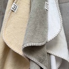 Badcape krinklad sandshell GOTS