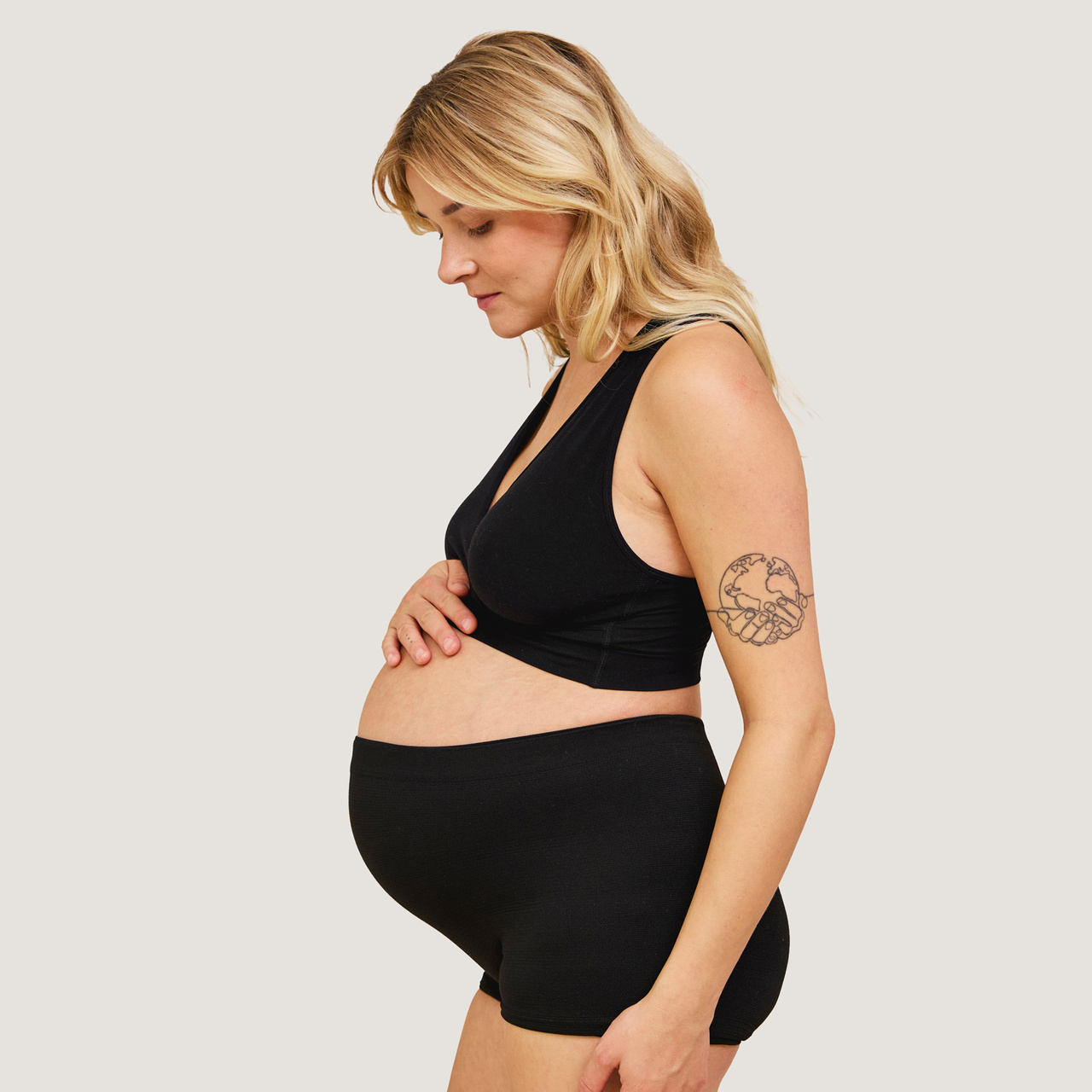 Gravid- och sjukhustrosor svarta